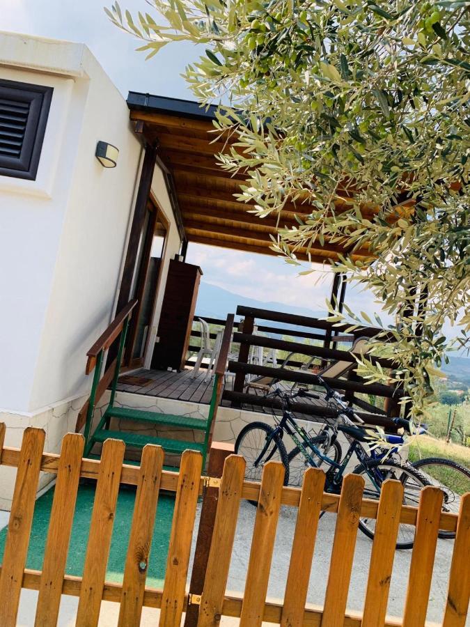 Oasi Macerina Villa Alanno Buitenkant foto