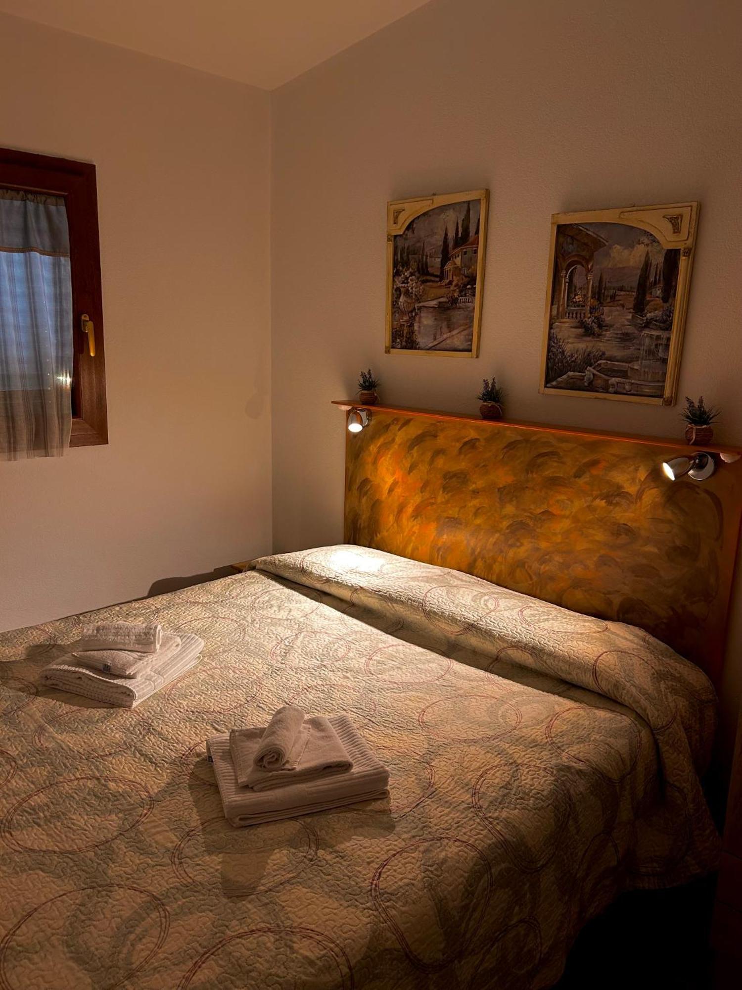 Oasi Macerina Villa Alanno Buitenkant foto