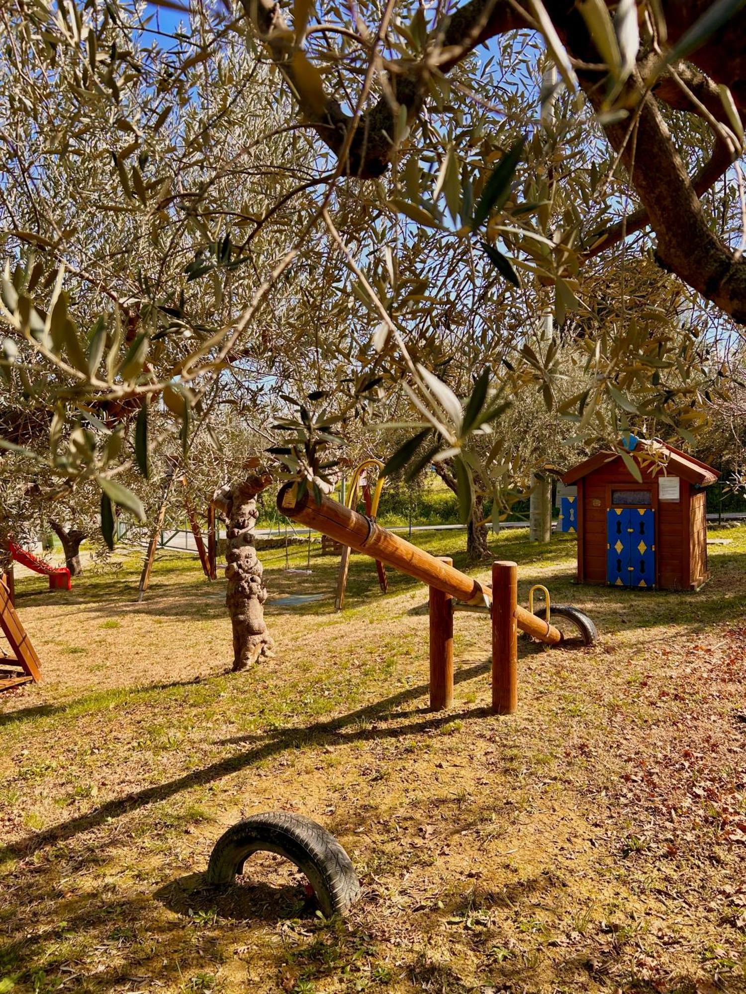 Oasi Macerina Villa Alanno Buitenkant foto
