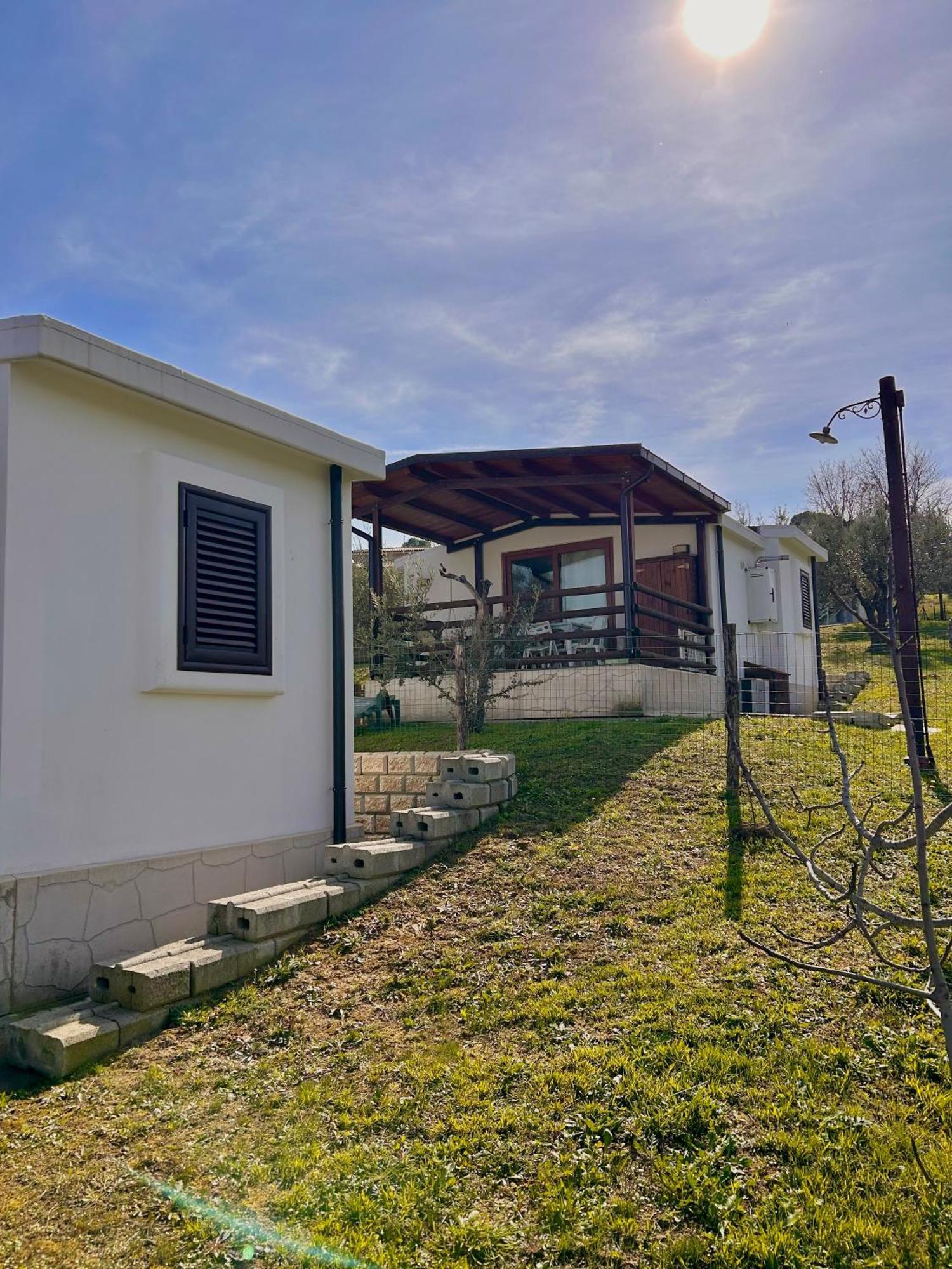 Oasi Macerina Villa Alanno Buitenkant foto