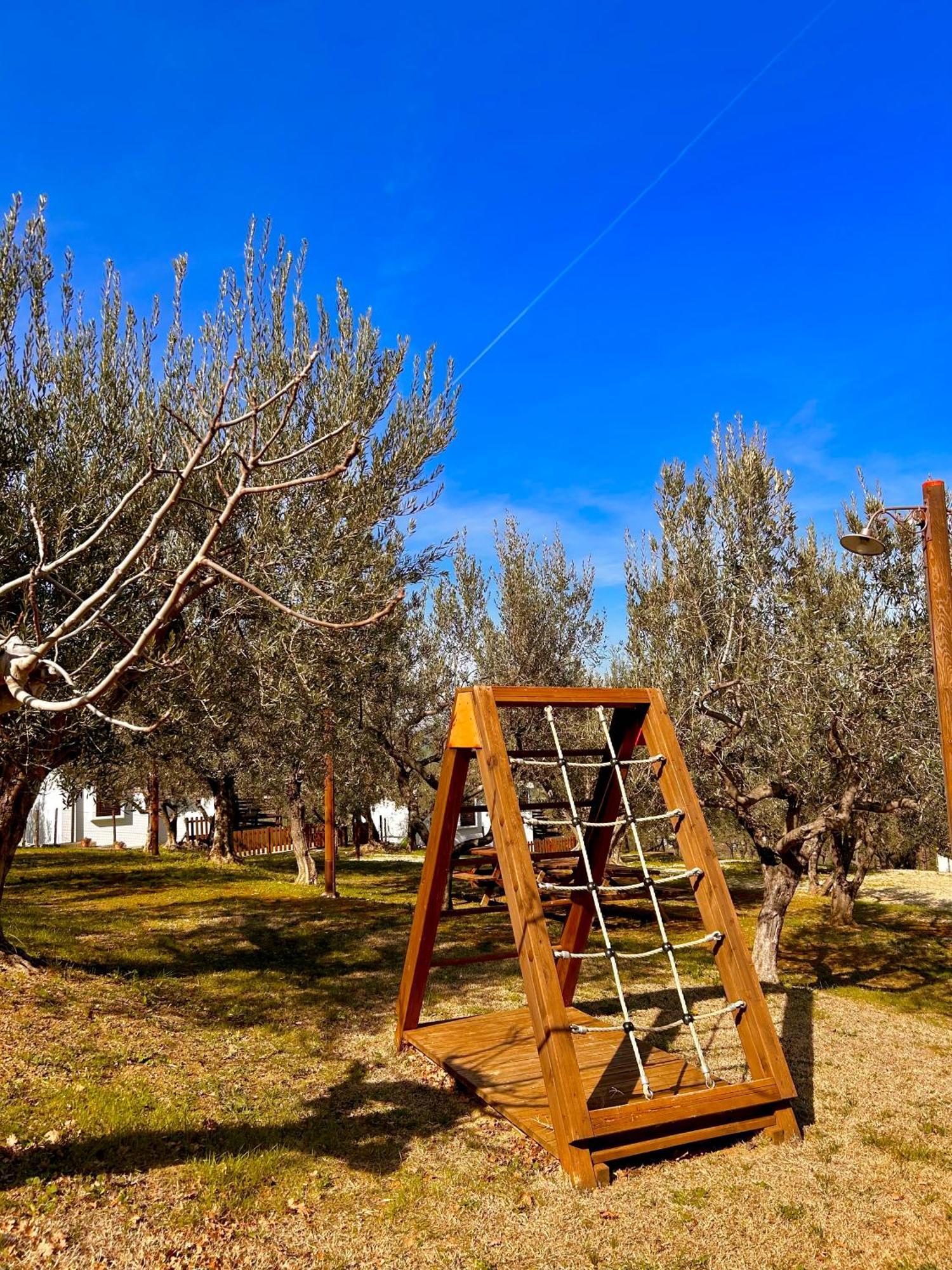 Oasi Macerina Villa Alanno Buitenkant foto